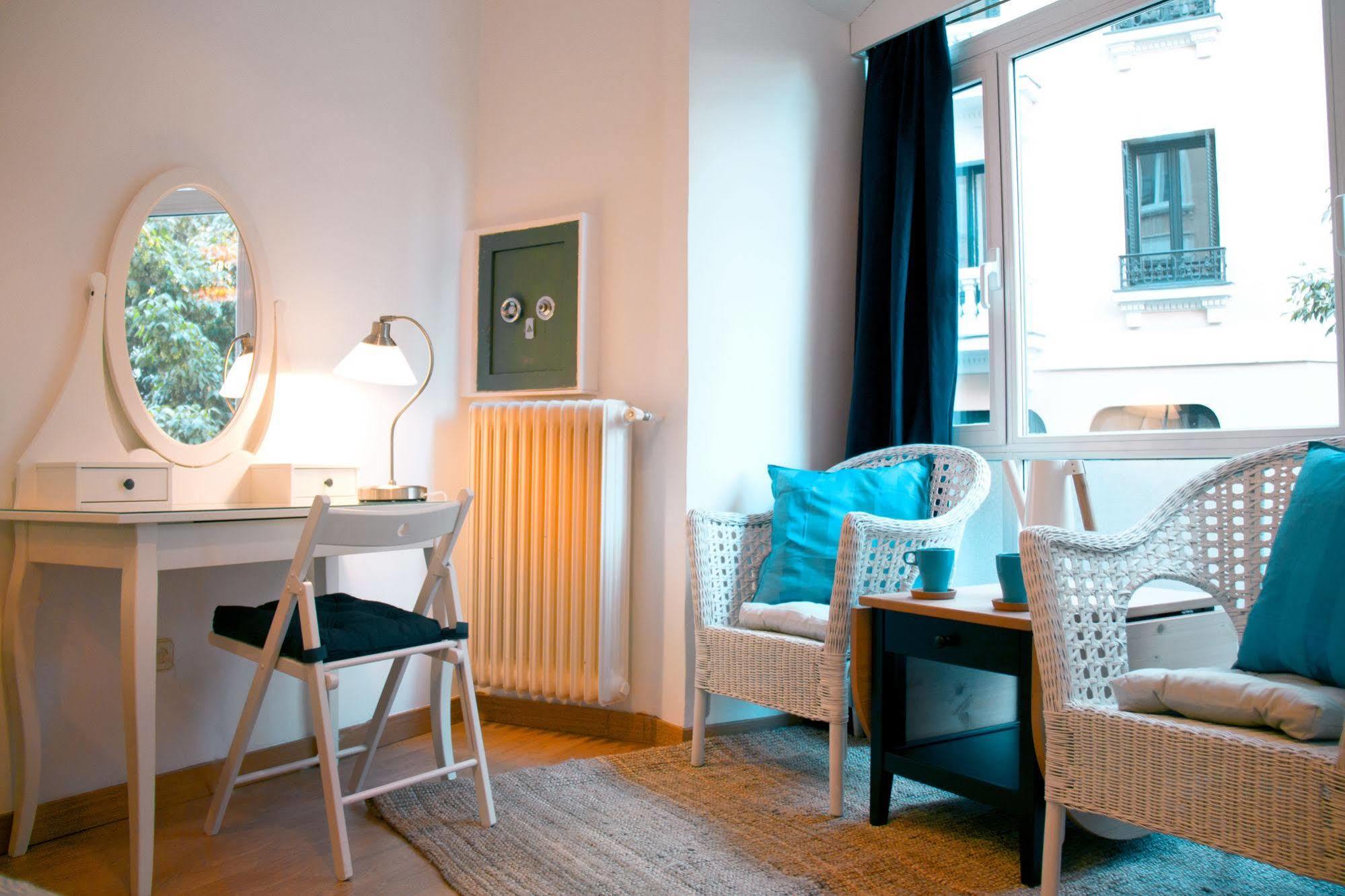 Lollipop Flats City Centre Deluxe Suite Madrid Dış mekan fotoğraf